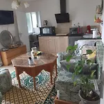 Avec Jardin Et Parking Prives サン・ゴーダンス