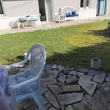 Avec Jardin Et Parking Prives サン・ゴーダンス